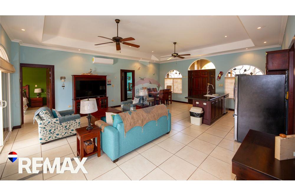 Résidentiel - Maison / Villa - Parrita - Esterillos, Puntarenas - Parrita, Costa Rica - Caribbean & Central Ameri - 22 - 90168013-181