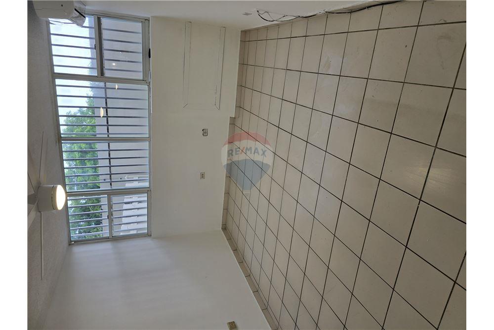 Apartamento/Condominio - Venta - Bayamon, Bayamón, Puerto Rico - 11 - 90102063-13