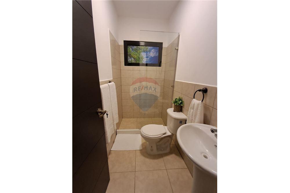 Condo/Apartment - For Sale - Boca del Monte, Guatemala, Guatemala - 3 - 902651007-3