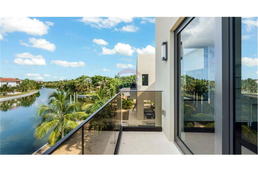 Villa - Venta - W Bay Bch North, West Bay, Islas Caimán - 26 - 90146034-194