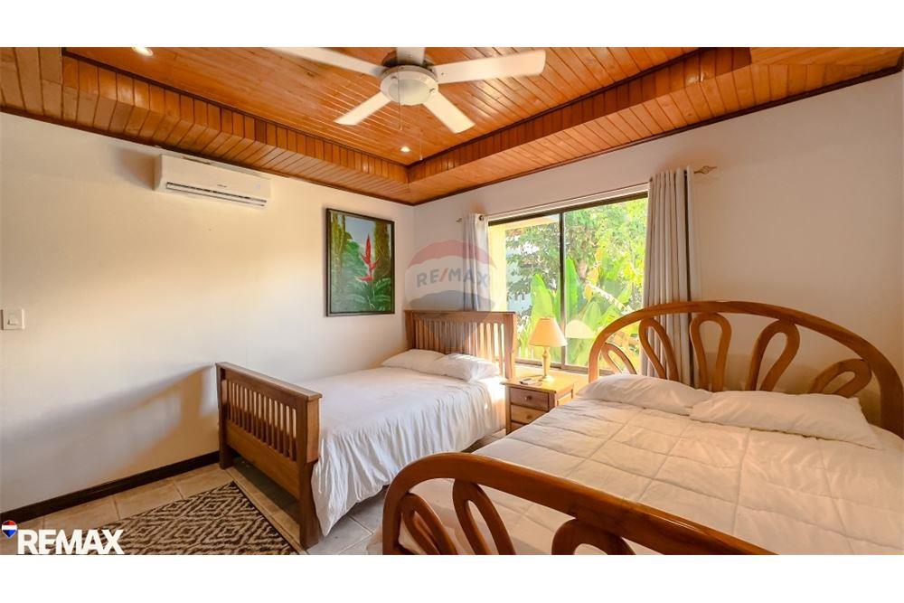 Residential - Villa - Jaco - Playa Hermosa, Puntarenas- Garabito, Costa Rica - Caribbean & Central Ameri - 11 - 90168012-243