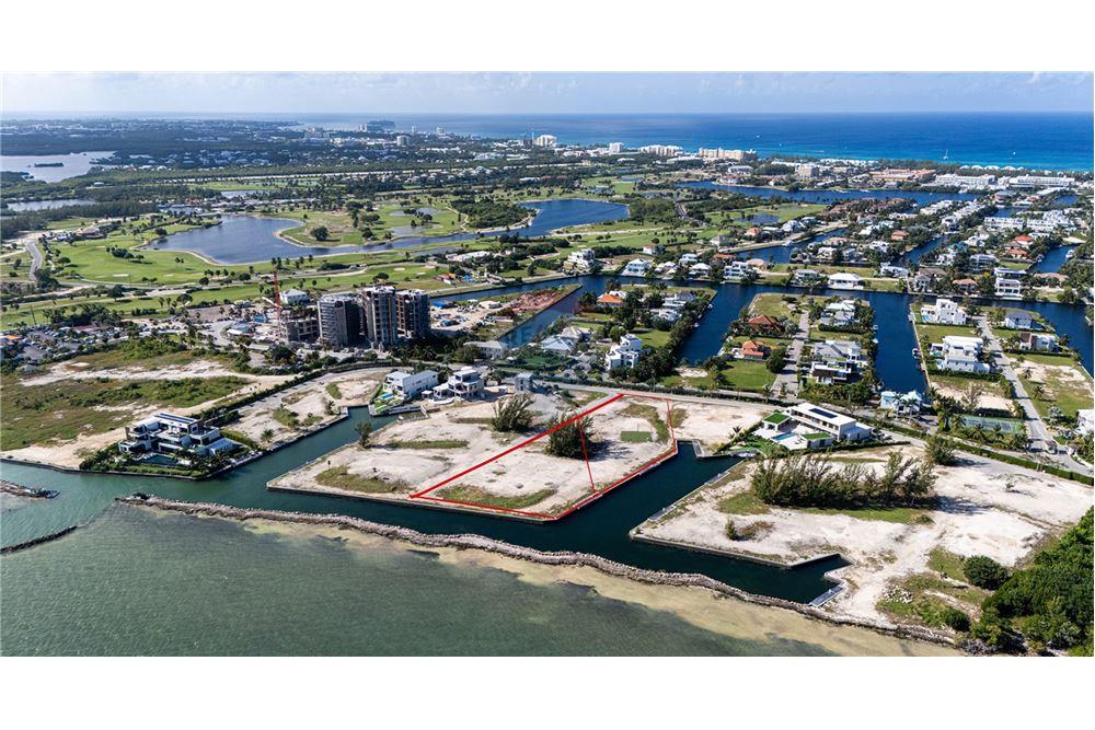 Commercial - Land - W Bay Bch North, West Bay, Cayman Islands - Caribbean & Central Ameri - 1 - 90146001-238