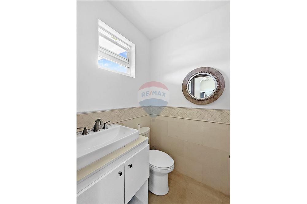 Villa - Te Koop - Georges North Side, Tortola North Central, British Virgin Islands - 21 - 90134005-304