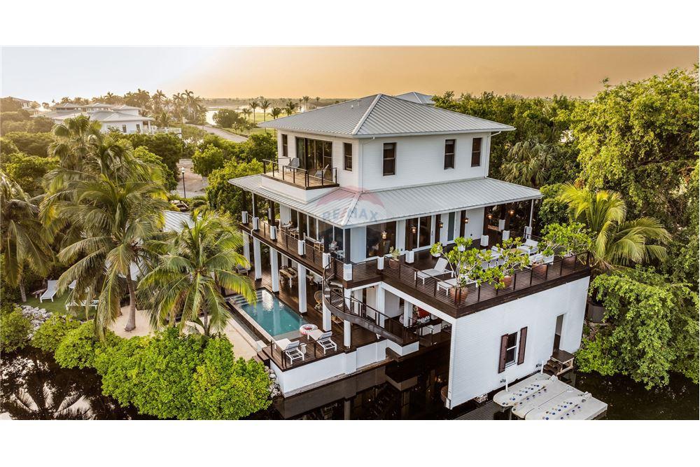 Residencial - Villa - W Bay Bch South, Seven Mile, Islas Caimán - Caribbean & Central Ameri - 2 - 90146050-22