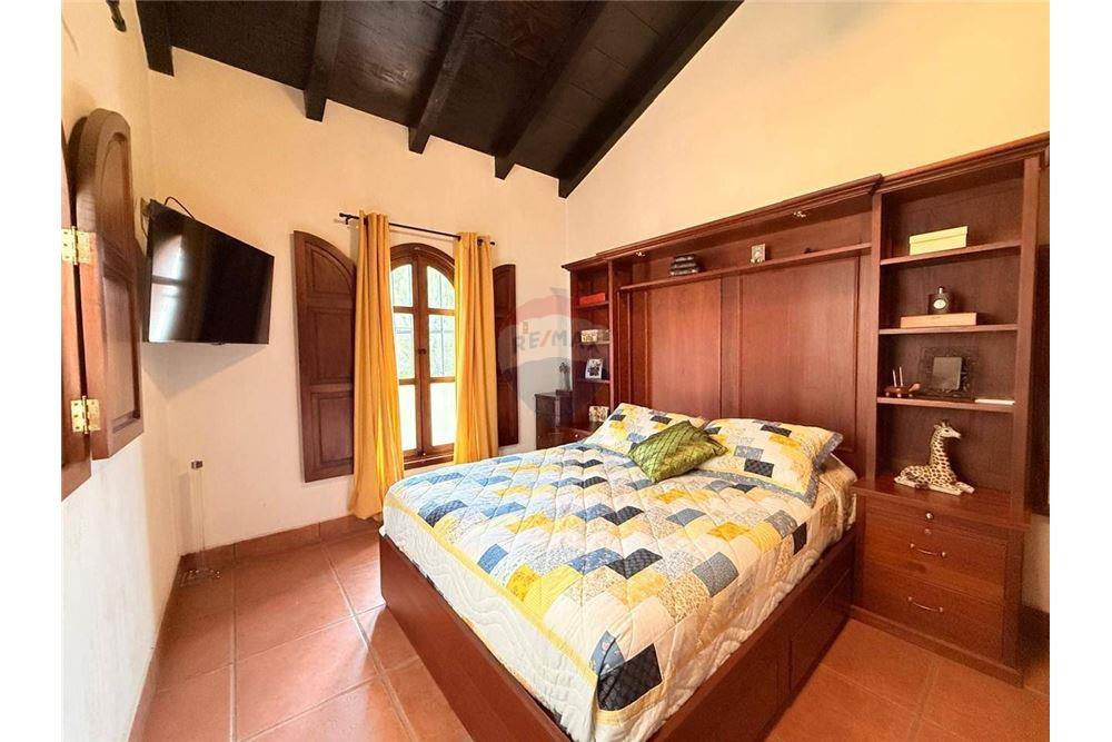 Villa - Te Koop - Jocotenango, Sacatepéquez, Guatemala - 4 - 90129009-114