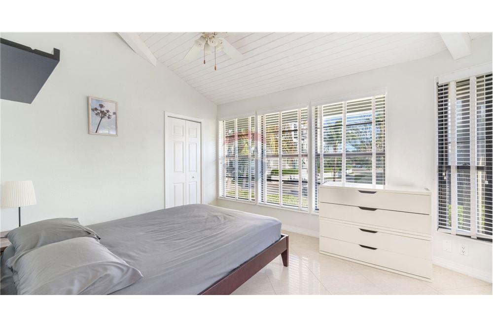 Appartement - Te Koop - South Sound, South Sound, Cayman Islands - 24 - 90146034-182