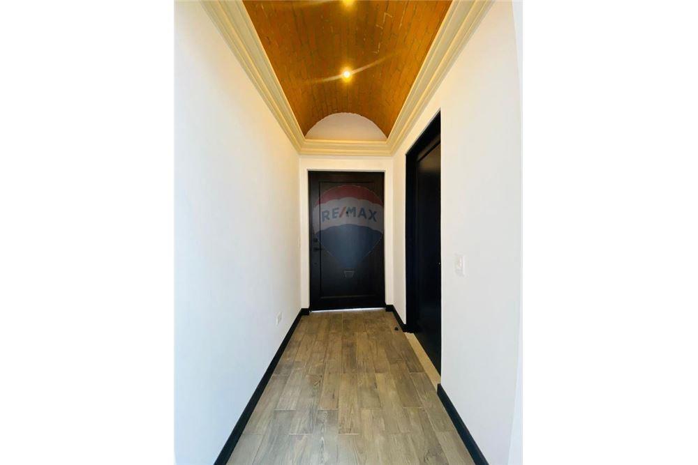 Villa - Venta - Alotenango, Sacatepéquez, Guatemala - 1 - 90129009-102