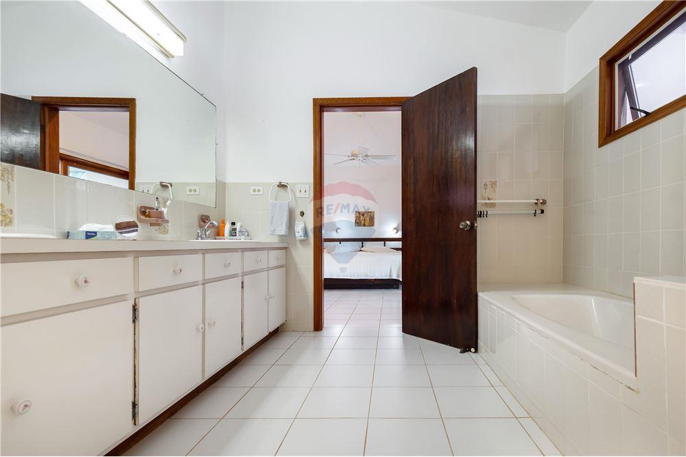 Villa - Venta - Maho Area, St Maarten, St. Maarten - 10 - 90144016-33