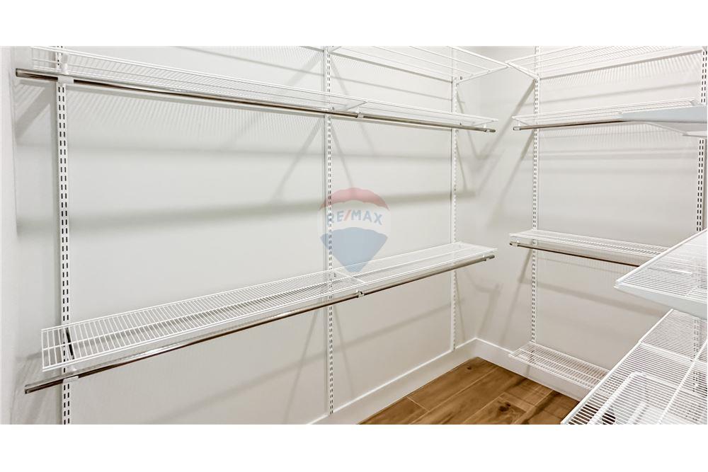 Appartement - Te Koop - W Bay Bch South, Seven Mile, Cayman Islands - 12 - 90146011-178