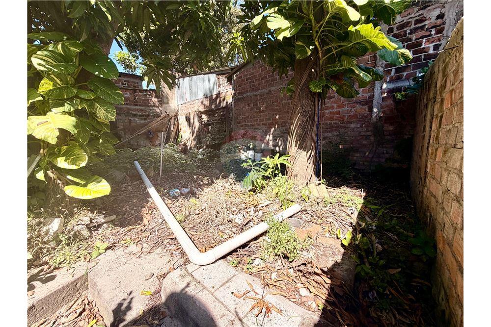 Villa - For Sale - Soyapango, San Salvador, El Salvador - 12 - 902331003-51