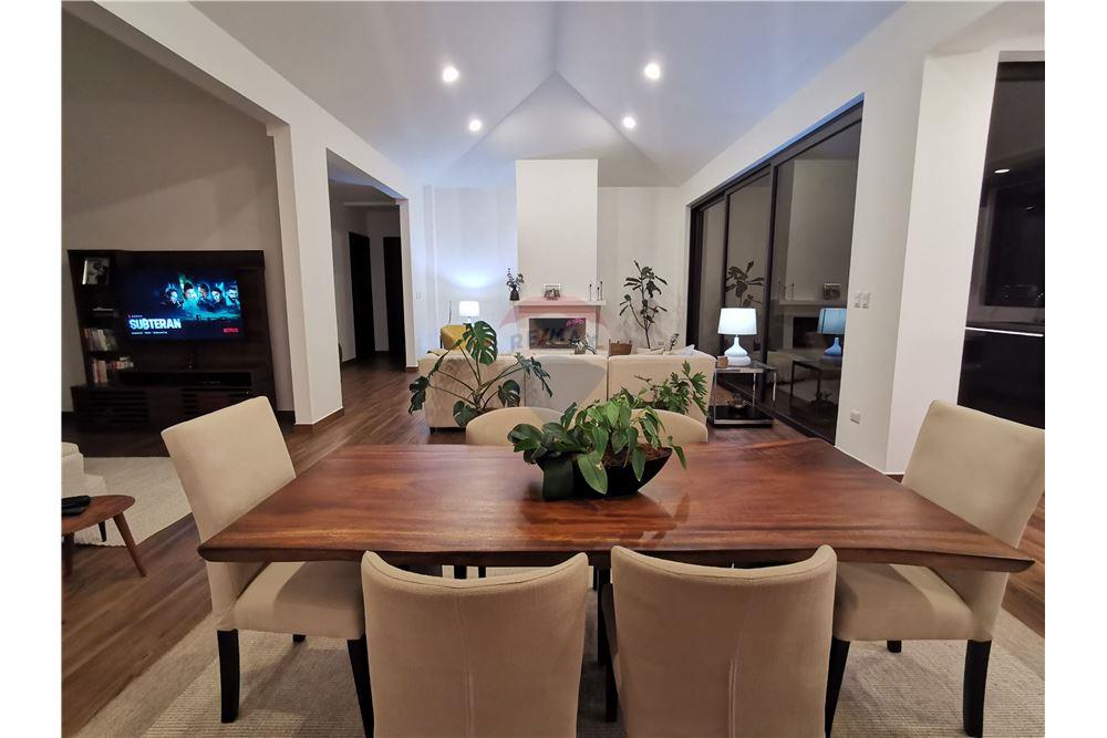 Villa - Venta - San José Pinula, Guatemala, Guatemala - 11 - 902691019-42