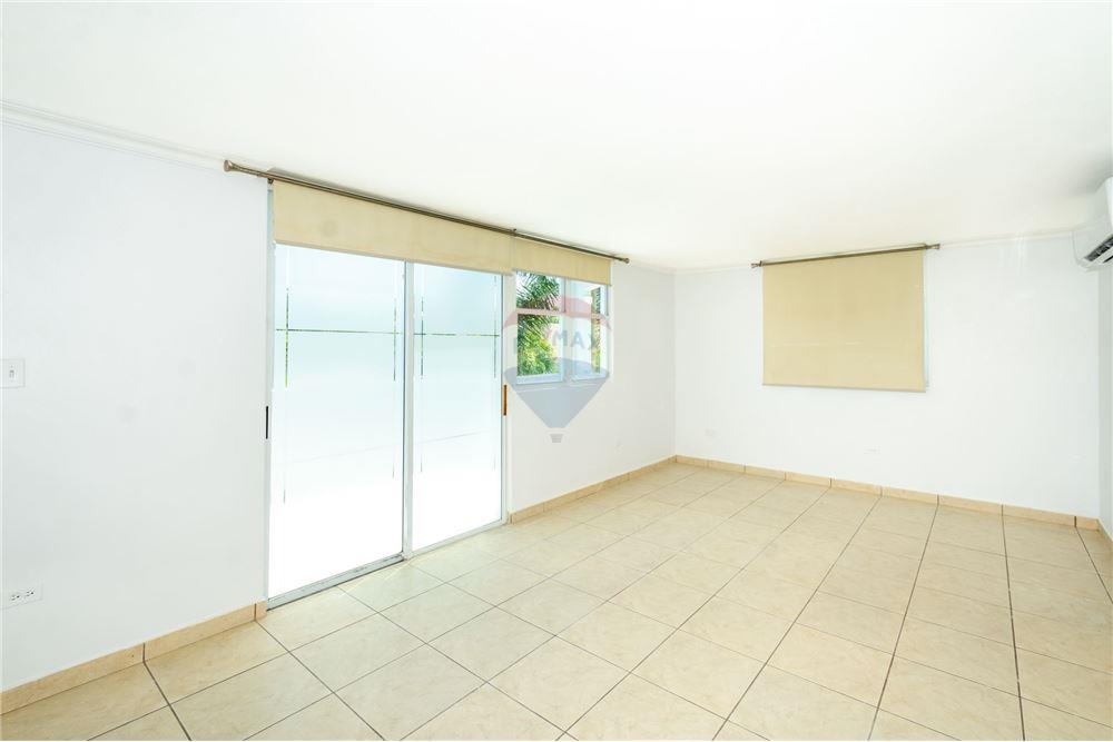 Villa - For Sale - Est Cerro Gordo, Vega Alta, Puerto Rico - 27 - 90107007-118