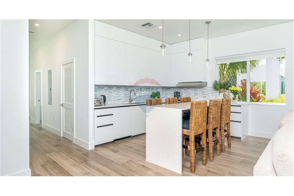 Appartement - Te Koop - W Bay Bch West, West Bay, Cayman Islands - 7 - 90146058-14