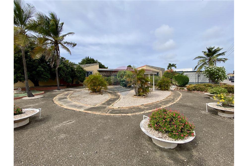 Villa - For Sale - Oranjestad, Aruba, Aruba - 56457 - 90105001-167