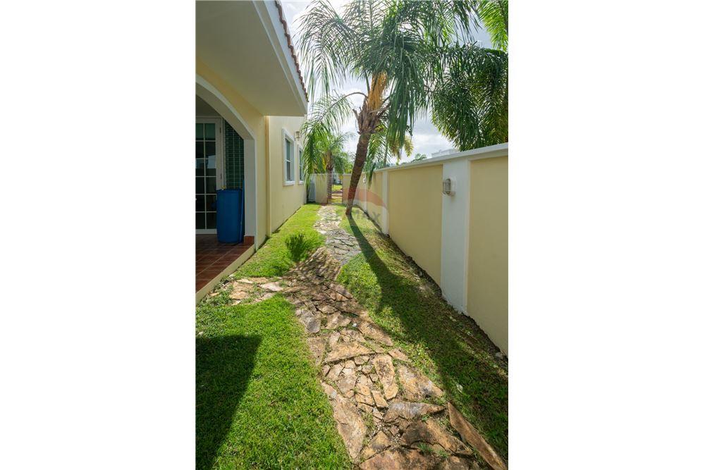 Villa - Venta - URB Las Palmas Cerro Gordo, Vega Alta, Puerto Rico - 17 - 90107007-116