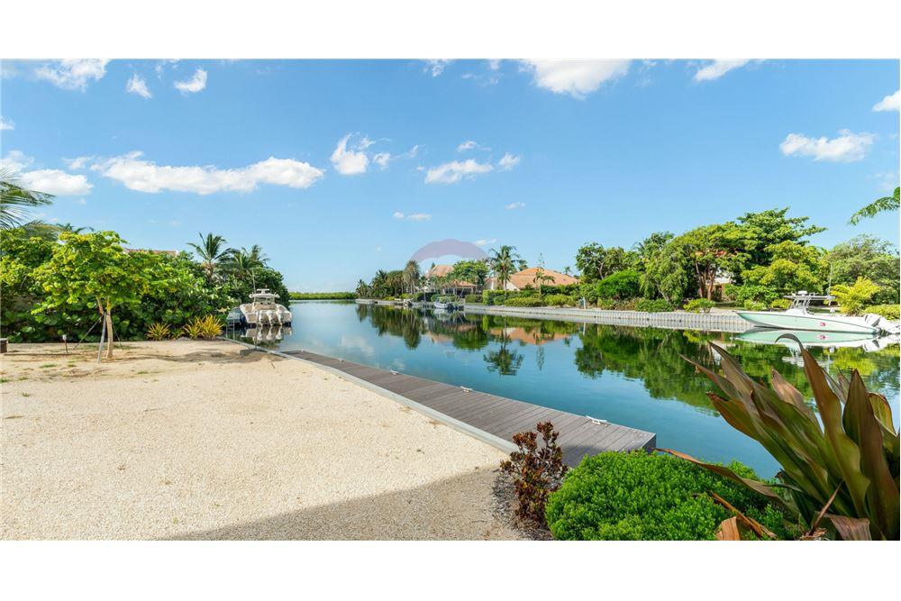Villa - Venta - W Bay Bch North, West Bay, Islas Caimán - 29 - 90146034-194
