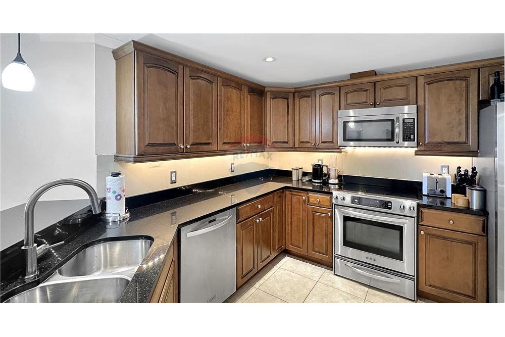 Appartement - Te Koop - W Bay Bch South, Seven Mile, Cayman Islands - 10 - 90146011-182