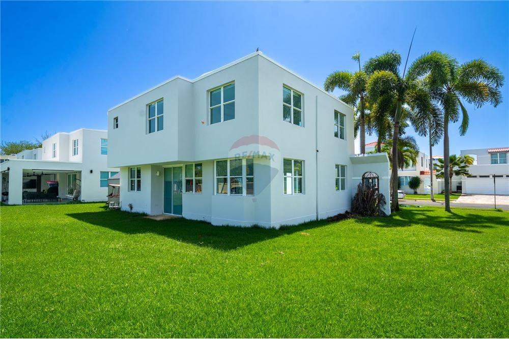 Villa - For Sale - Est Cerro Gordo, Vega Alta, Puerto Rico - 4 - 90107007-118