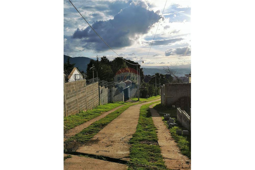 Villa - Venta - San Lucas Sacatepéquez, Sacatepéquez, Guatemala - 16 - 902691017-12