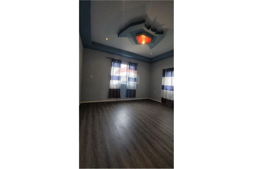 Villa - Te Koop - Chaguanas, Caroni, Trinidad and Tobago - 10 - 90155069-171