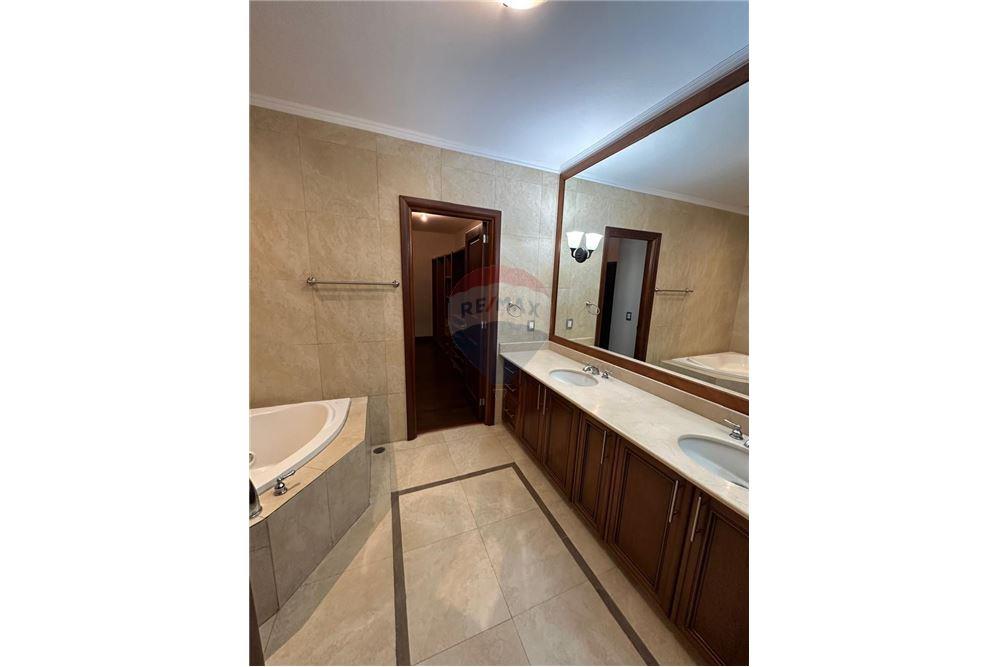 Appartement - Te Koop - Zona 14, Guatemala, Guatemala - 13 - 902311022-97