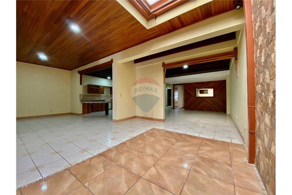 Villa - For Sale - Alajuela, Alajuela- Alajuela, Costa Rica - 6 - 902021050-42