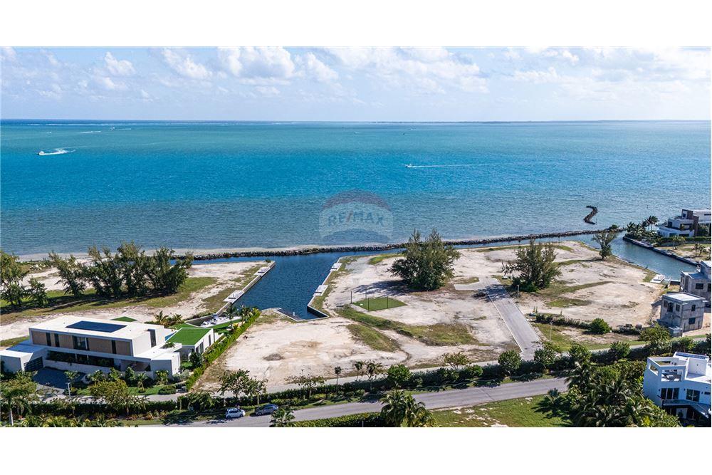 Commercial - Land - W Bay Bch North, West Bay, Cayman Islands - Caribbean & Central Ameri - 11 - 90146001-238