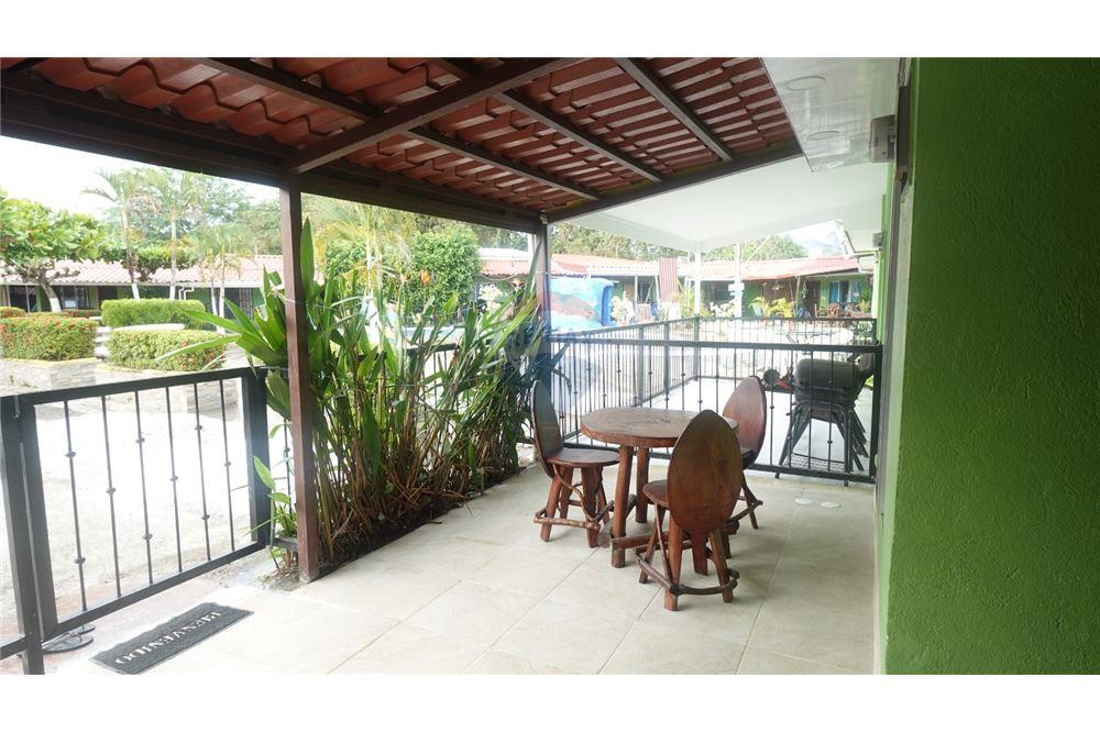 Résidentiel - Maison / Villa - Jaco - Jaco, Puntarenas- Garabito, Costa Rica - Caribbean & Central Ameri - 12 - 90168011-781