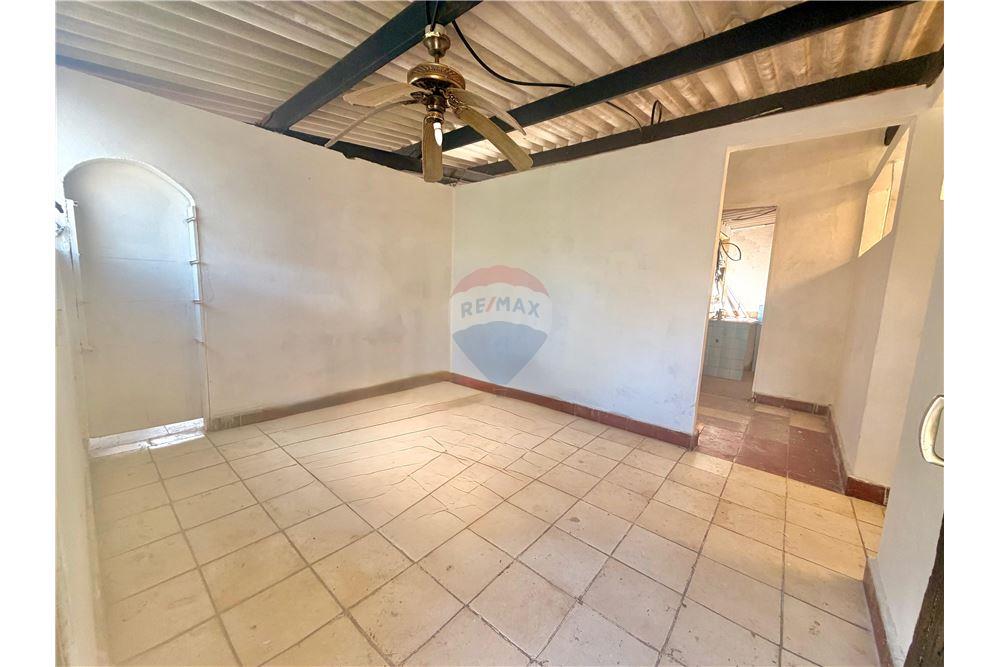 Villa - For Sale - Soyapango, San Salvador, El Salvador - 8 - 902331003-51