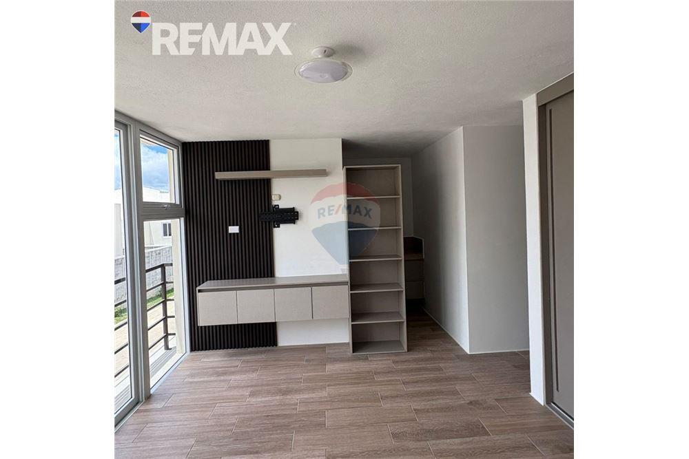 Villa - Venta - Fraijanes, Guatemala, Guatemala - 9 - 902611005-11