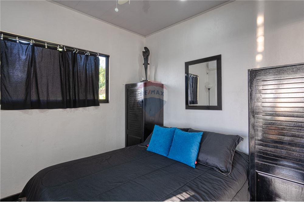 Residenziale - Villa - Portalon de Quepos, Puntarenas, Costa Rica - Caribbean & Central Ameri - 10 - 90168016-210