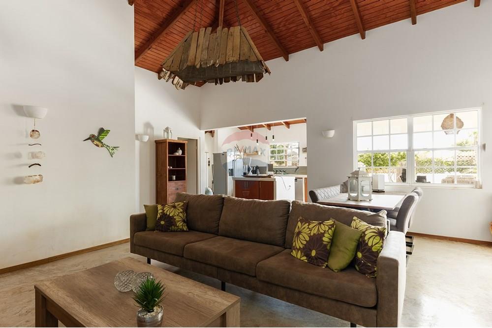 Villa - For Sale - Kralendijk, Bonaire, Bonaire - 204 living+kitchen b.jpg - 900171011-93