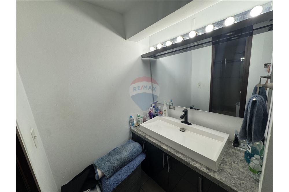 Villa - Te Koop - San Juan, San Juan, Puerto Rico - 19 - 90102070-5