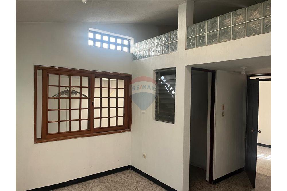Villa - Venta - Mixco, Guatemala, Guatemala - 9 - 902091008-11