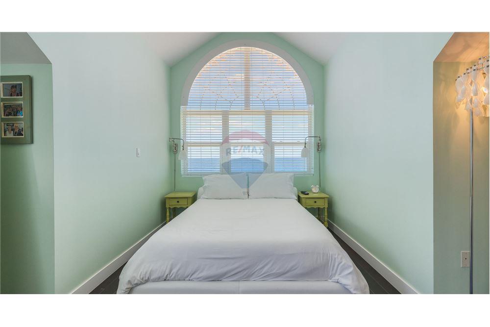 Appartement - Te Koop - W Bay Bch West, West Bay, Cayman Islands - 19 - 90146012-222