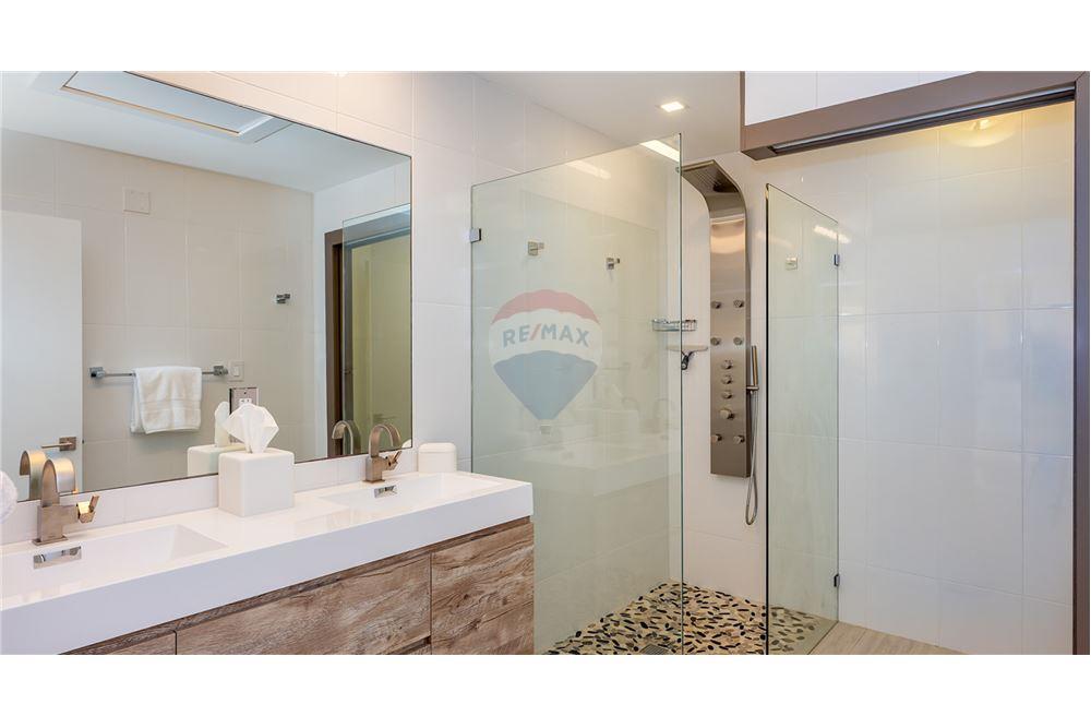 Apartamento/Condominio - Venta - W Bay Bch West, West Bay, Islas Caimán - 14 - 90146042-45