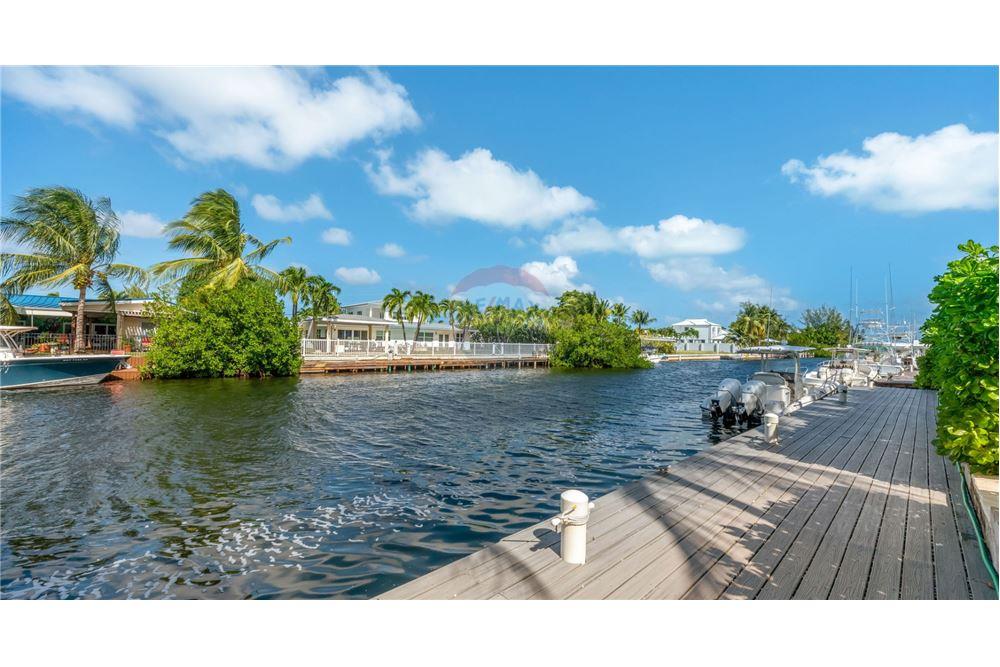 Villa - Venta - W Bay Bch North, West Bay, Islas Caimán - 10 - 90146034-171