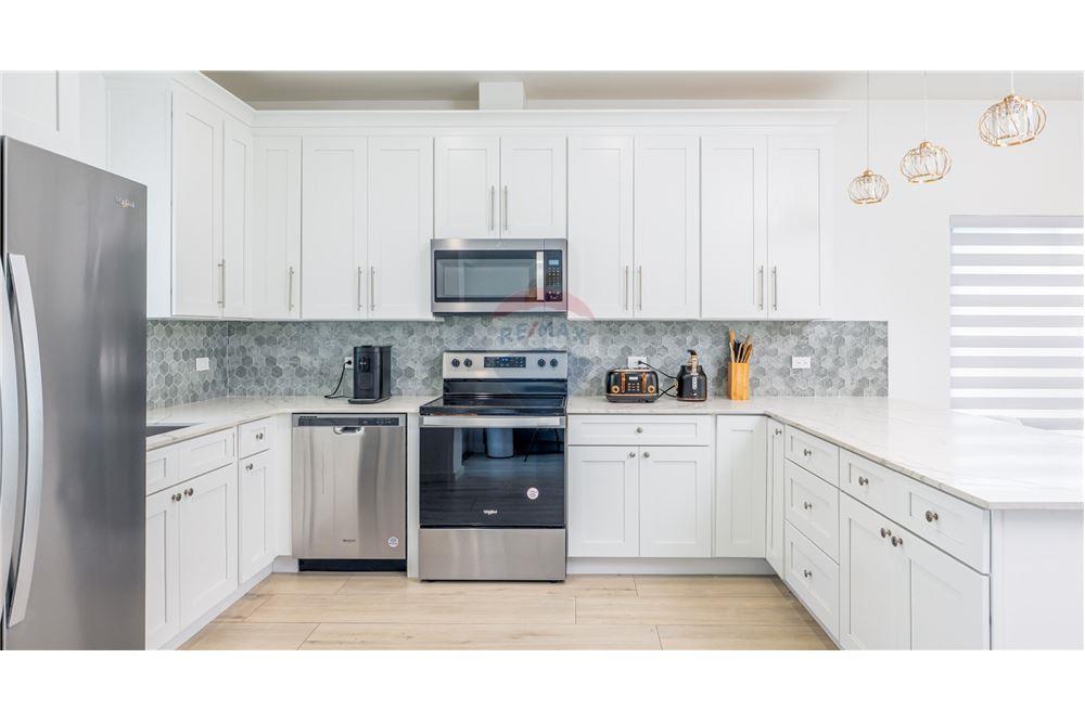 Appartement - Te Koop - W Bay North East, West Bay, Cayman Islands - 3 - 90146056-4