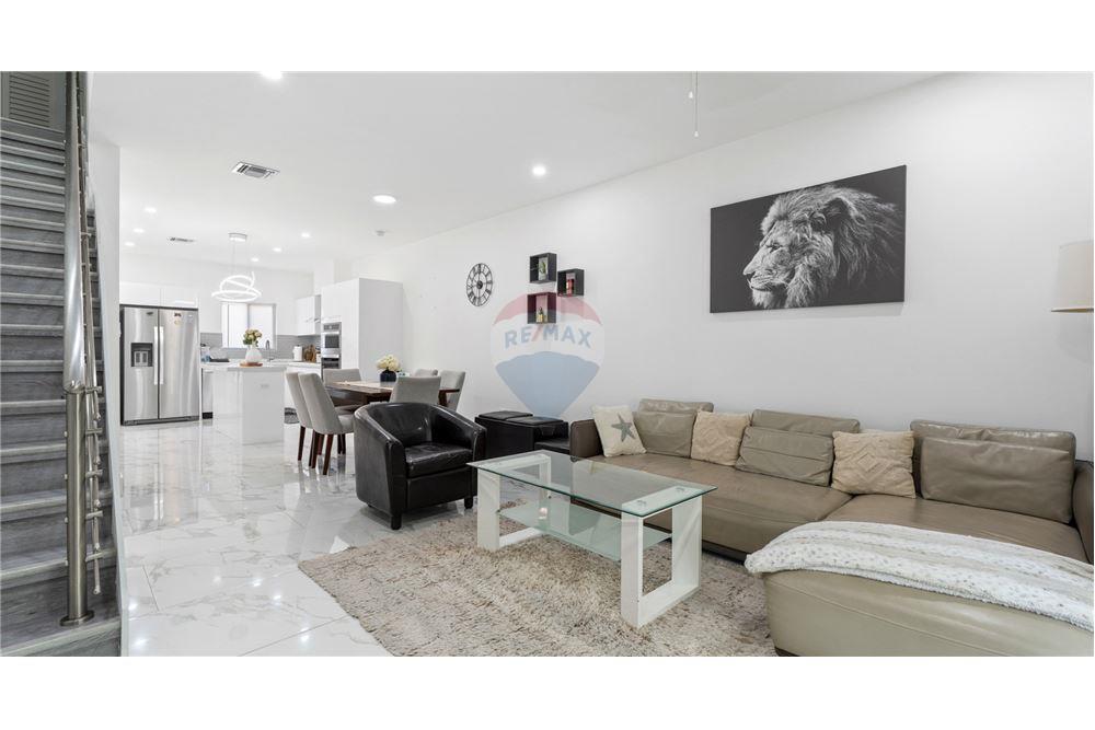 Condo/Apartment - For Sale - George Town, Grand Cayman, Cayman Islands - 7 - 90146018-315