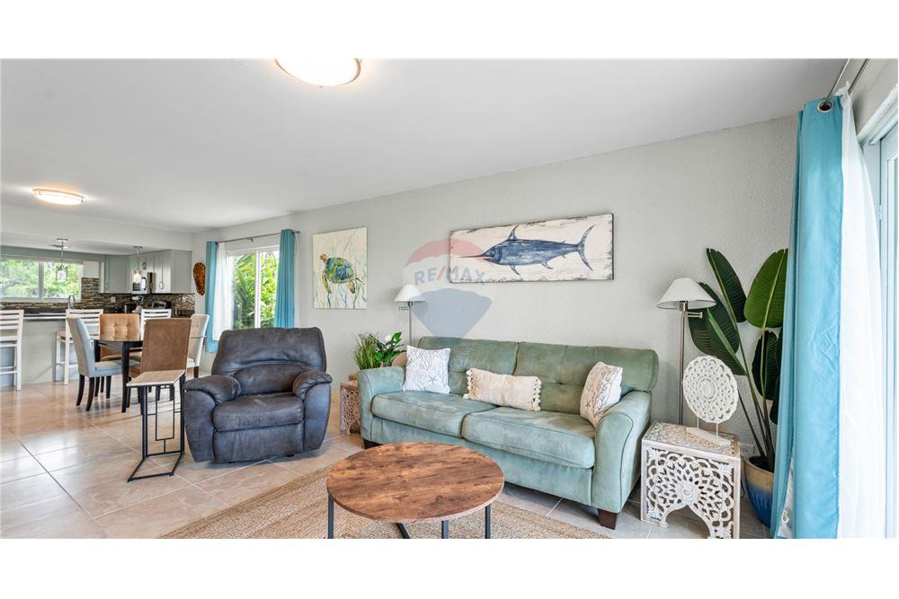 Condo/Apartment - For Sale - W Bay Bch South, Seven Mile, Cayman Islands - 10 - 90146042-57