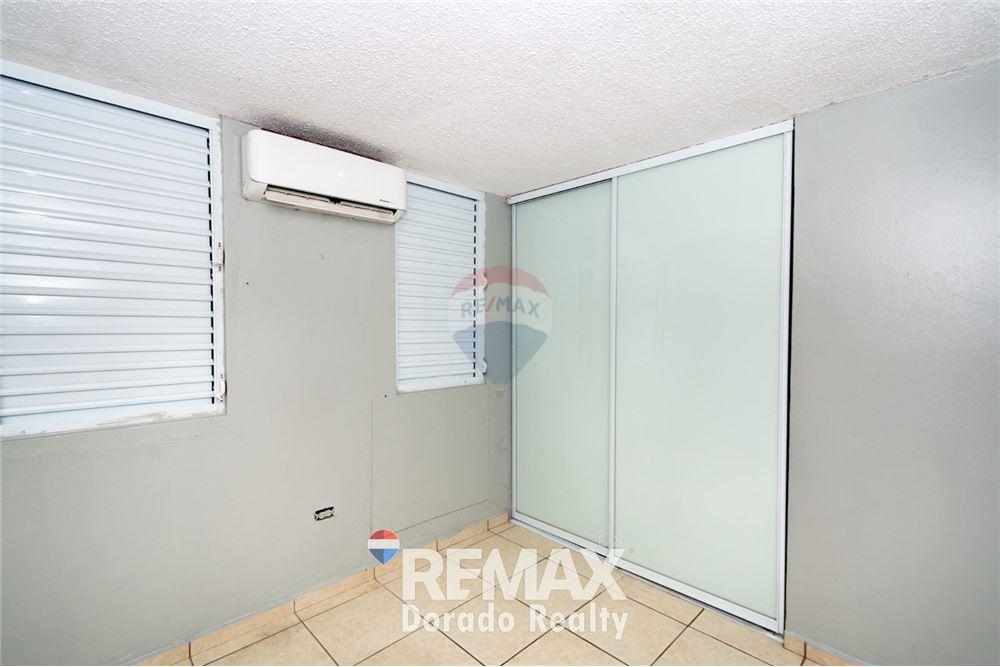 Villa - Venta - URB Levittown Lakes, Toa Baja, Puerto Rico - 15 - 90107014-8