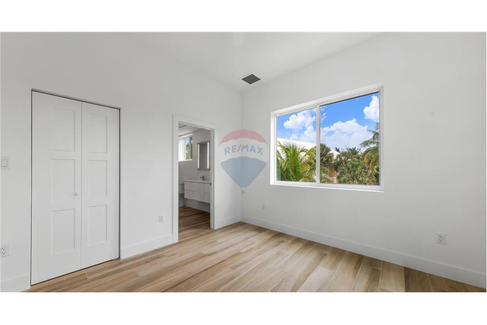 Apartamento/Condominio - Venta - W Bay Bch West, West Bay, Islas Caimán - 7 - 90146058-16