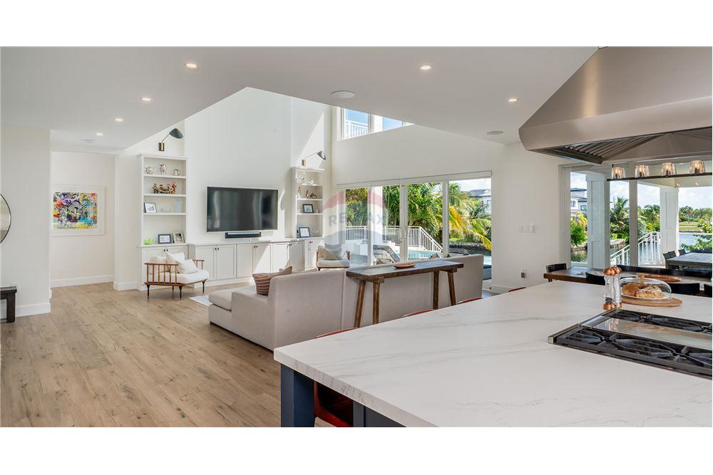 Wohnung - Villa - W Bay Bch North, West Bay, Kaimaninseln - Caribbean & Central Ameri - 18 - 90146001-239