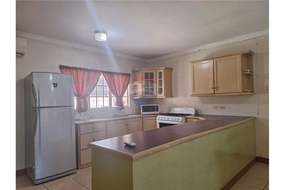 Tussenwoning - Te Koop - Saint Augustine, Saint George, Trinidad and Tobago - 4 - 90155005-53