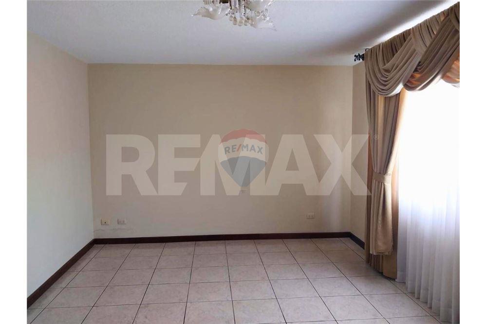 Villa - Te Koop - Zona 16, Guatemala, Guatemala - 5 - 902091017-22