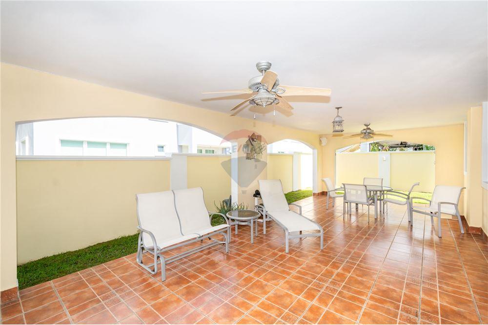 Villa - Venta - URB Las Palmas Cerro Gordo, Vega Alta, Puerto Rico - 13 - 90107007-116