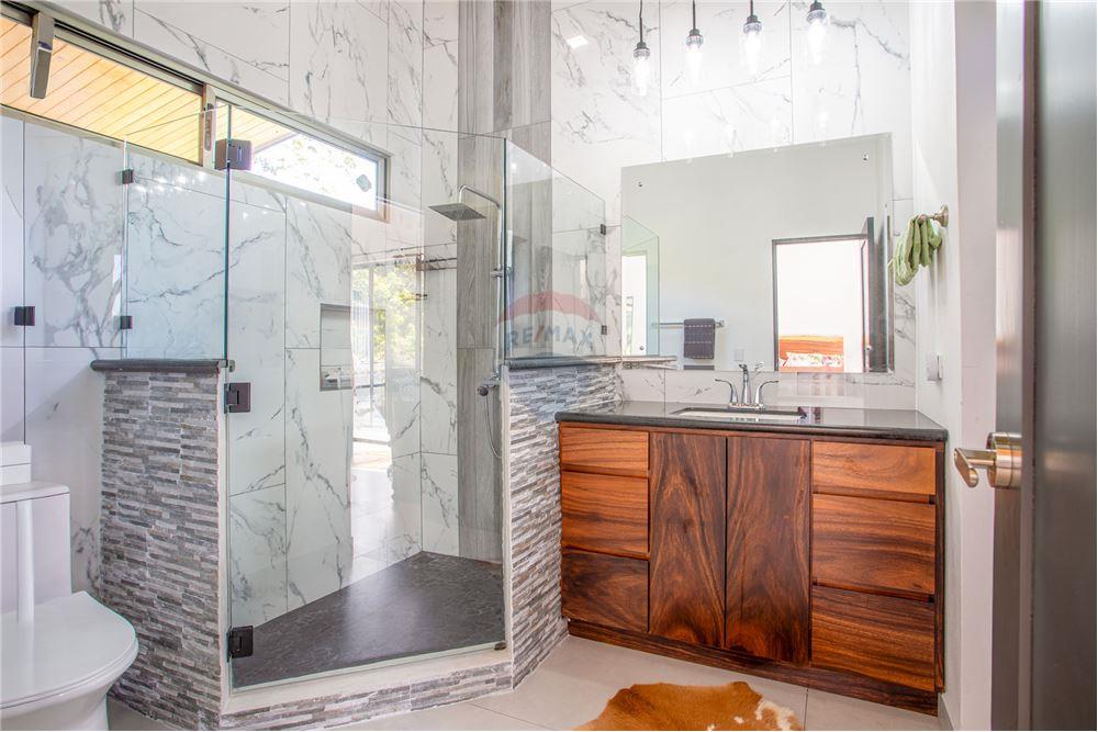 Residencial - Villa - Atenas, Alajuela- Atenas, Costa Rica - Caribbean & Central Ameri - 26 - 90128002-992