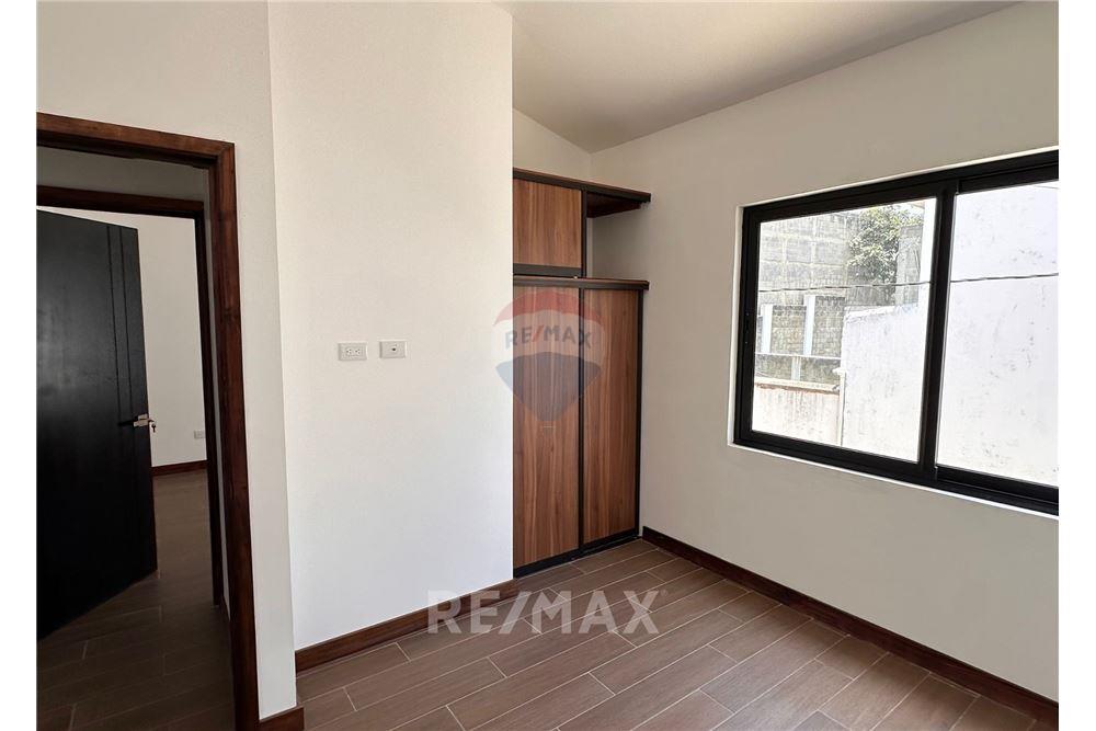 Villa - Venta - San José Pinula, Guatemala, Guatemala - 8 - 902611001-51