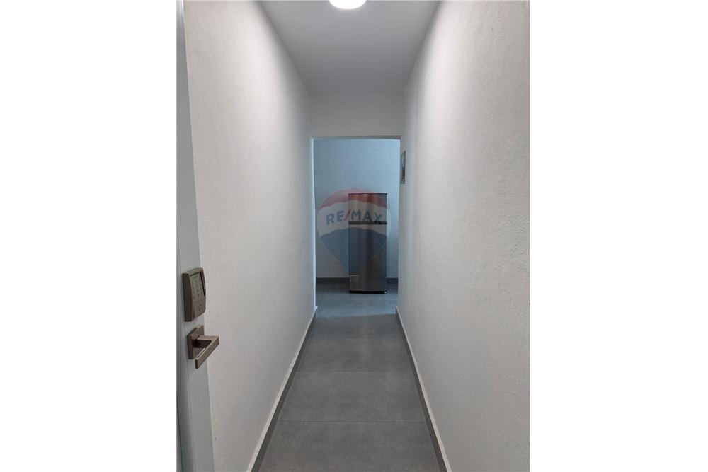 Bedrijfsmatig / Detailhandel - Te Koop - Santurce, San Juan, Puerto Rico - 16 - 90102068-7