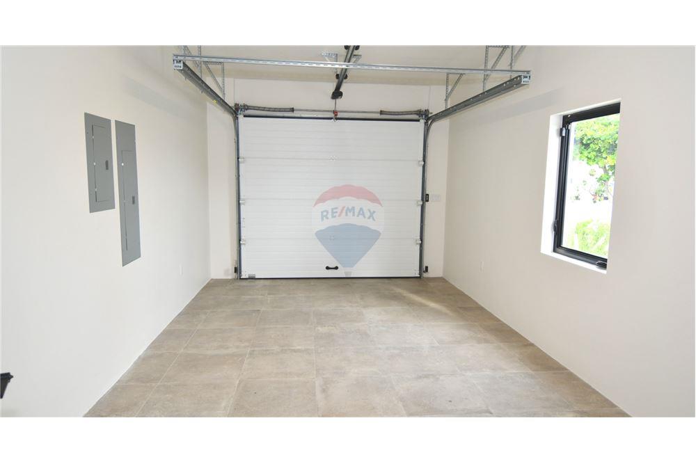 Residential - Villa - W Bay Bch West, West Bay, Cayman Islands - Caribbean & Central Ameri - 28 - 90146010-283